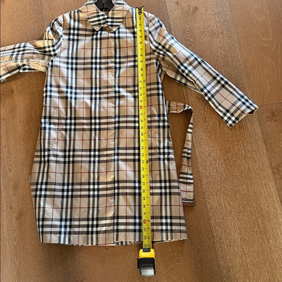 Burberry Beige and black Checkered Trench Coat - Picture 9 of 10